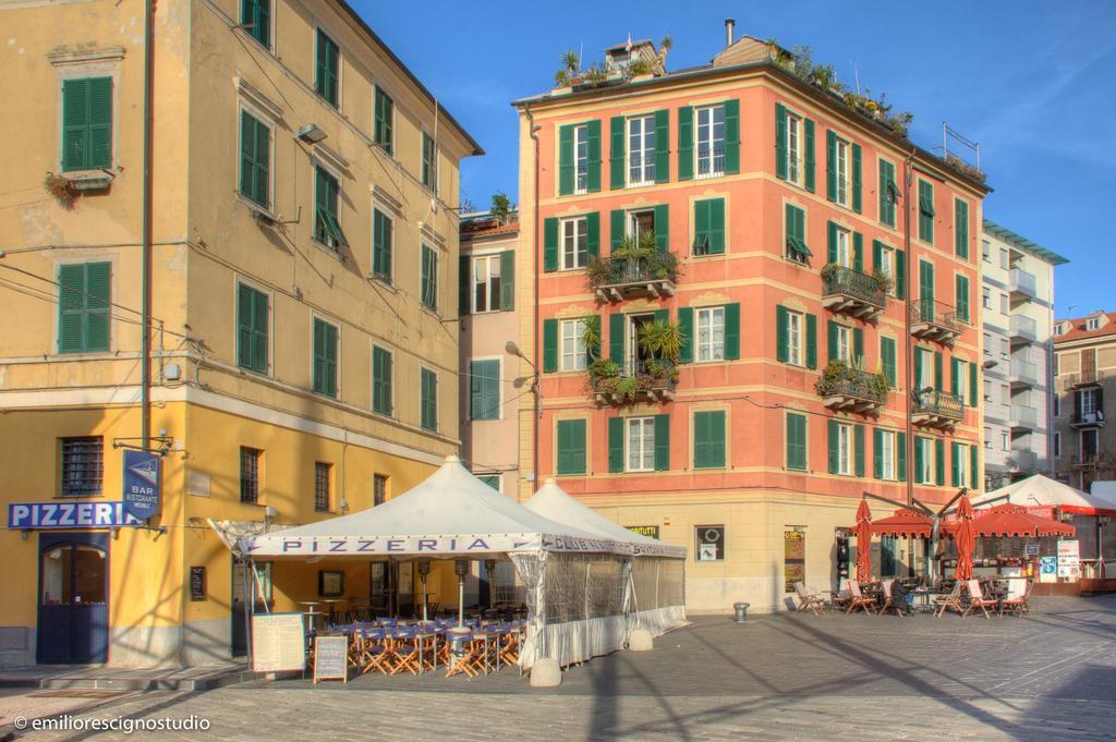 Club Nautico Savona Hotel Buitenkant foto
